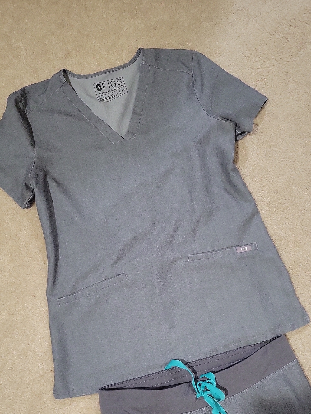FIGS Scrub Set, ***Pants Are XS Tall. - Picture 3 of 6